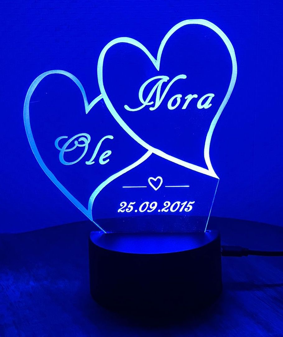 LED Lampe aus Acryl | Herzen | personalisiert